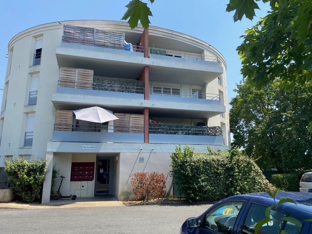 COGNAC - T4 MONTPLAISIR